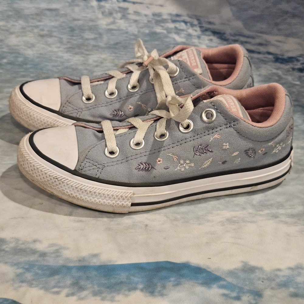 Converse Chuck Taylor All Star Girls Blue Gray Floral Low Top Sneakers Size 1